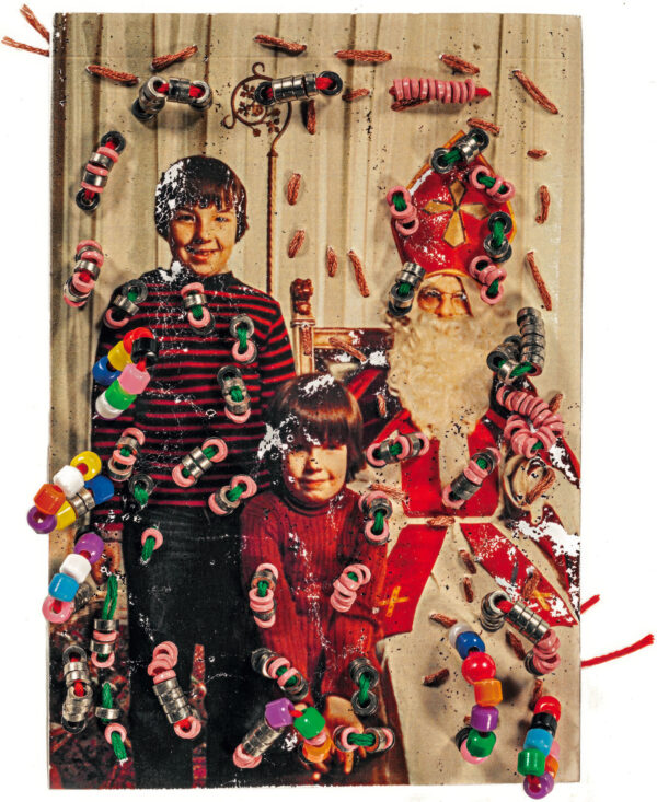 TANGETEN Elke. Sans titre. 2020. Broderie avec perles sur tirage argentique. 18,5 × 13 cm.