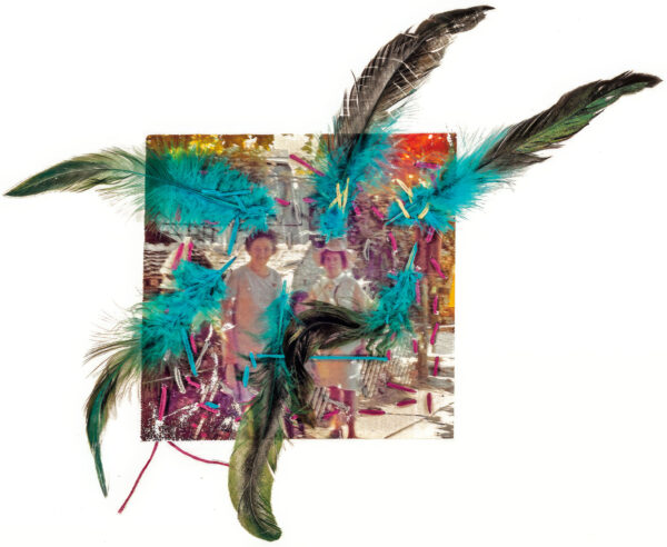 TANGETEN Elke. Sans titre. 2020. Broderie avec plumes sur tirage numérique. 38 × 29 cm.