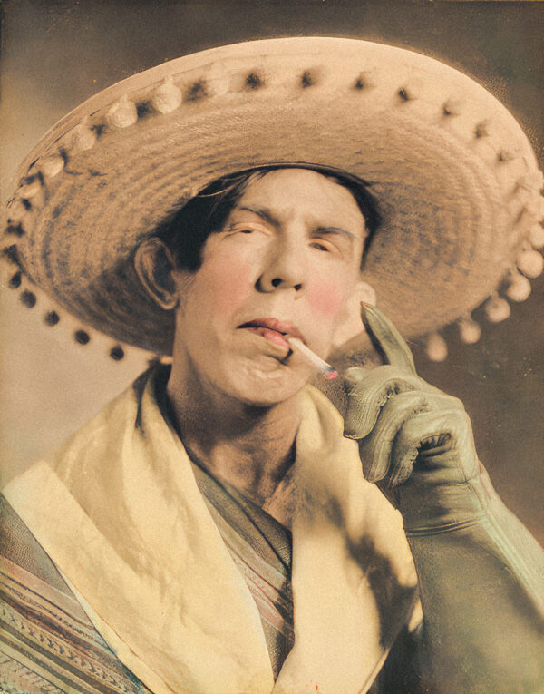 ANONYME. Sans titre, Vers 1910. Tirage argentique d'époque rehaussé. 25x20cm